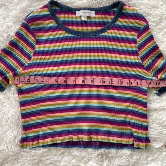 Spiritual Gangster | Rainbow Stripe Ribbed Cropped Rio Tee - Picture 12 of 13